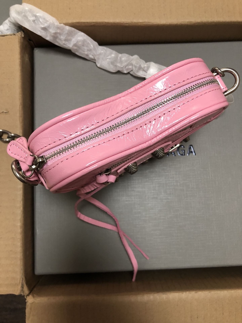 Ba1en*iaga le cagole bags